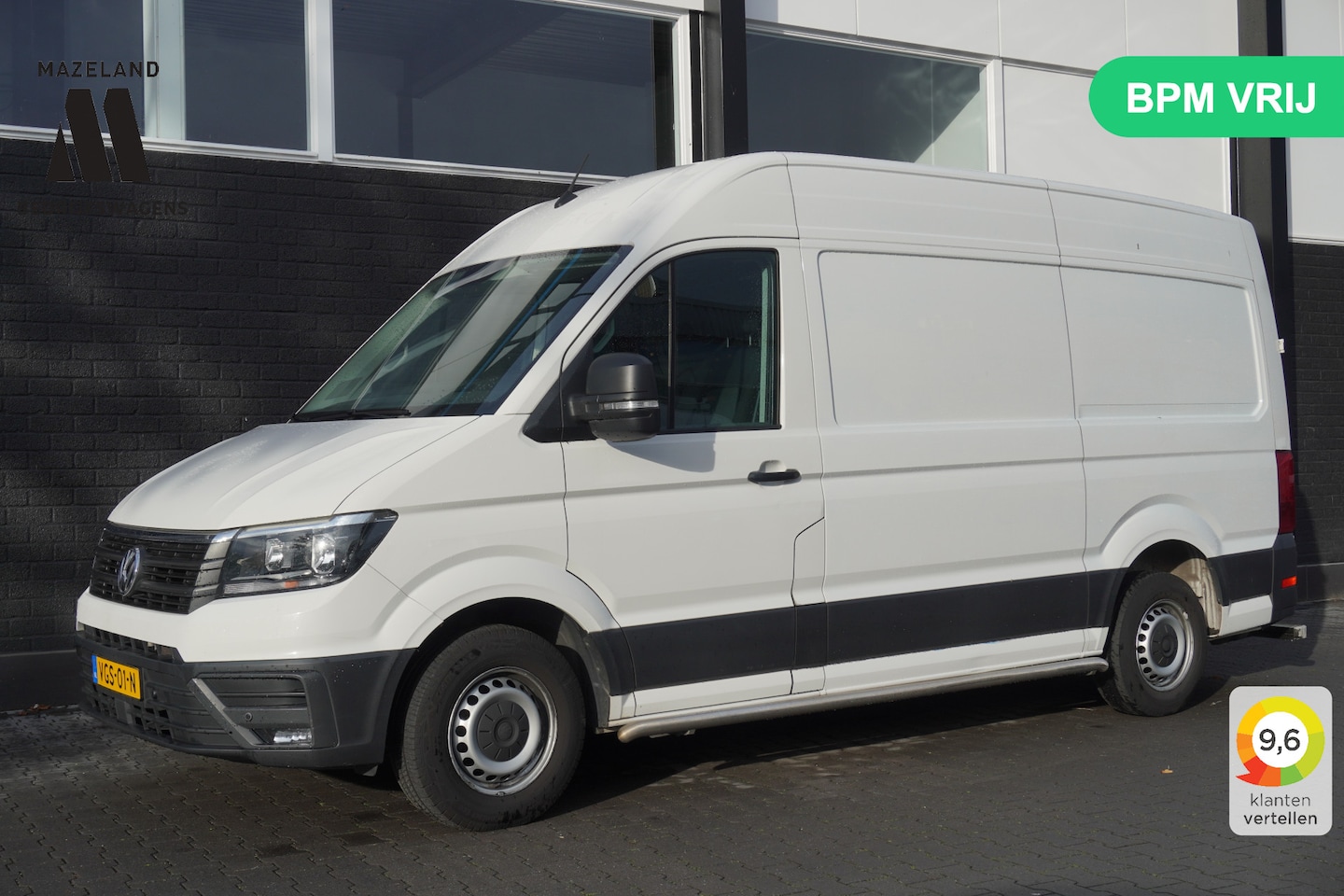 Volkswagen Crafter - 2.0 TDI L3H3 140PK Automaat EURO 6 - Airco - Cruise - PDC - €18.950,- - AutoWereld.nl