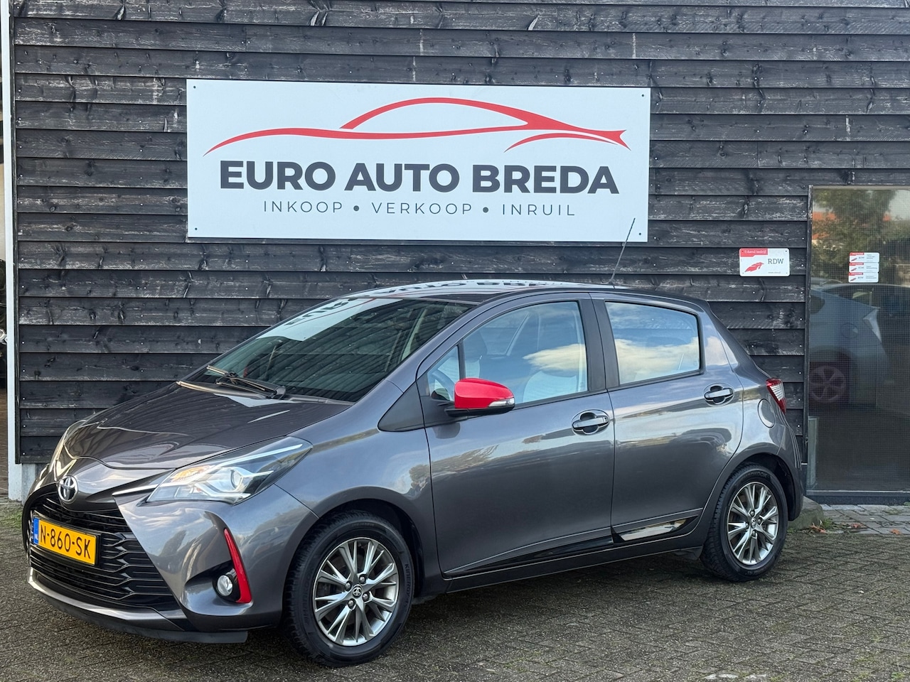 Toyota Yaris - 1.5 VVT-i Executive 1.5 VVT-i Executive - AutoWereld.nl