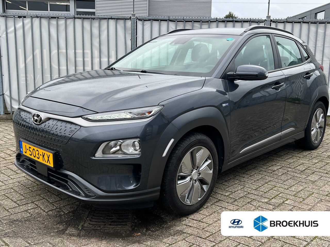 Hyundai Kona Electric - EV Comfort 39 kWh 136pk | Camera | Carplay | Parkeersensoren | Bestuurdersstoel in hoogte - AutoWereld.nl