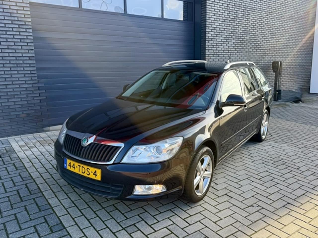 Skoda Octavia Combi - 1.2 TSI Elegance Nieuwe DSG koppeling en distributieketting ! - AutoWereld.nl