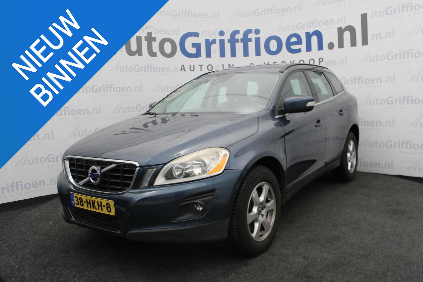 Volvo XC60 - 2.4D AWD Momentum heerlijke SUV - AutoWereld.nl