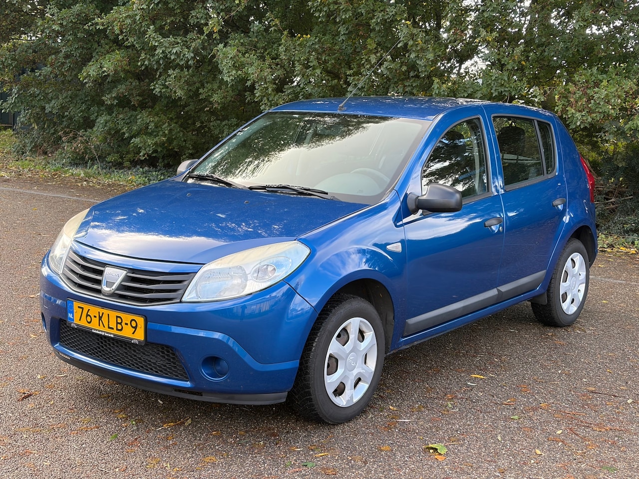 Dacia Sandero - 1.2 Ambiance Airco! Nw APK! Nw Distributieriem! - AutoWereld.nl