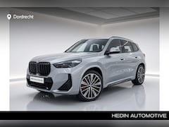 BMW X1 - xDrive25e | M-Sport Pro | 20 inch | Panoramadak | Harman Kardon | Driving Assistant Plus |