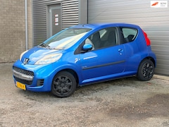 Peugeot 107 - 1.0-12V XR