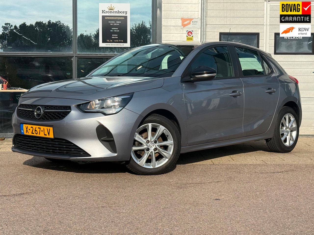 Opel Corsa - 1.2 Edition 1.2 Edition, CARPLAY, NAVI, NAP, APK, CRUISECR - AutoWereld.nl