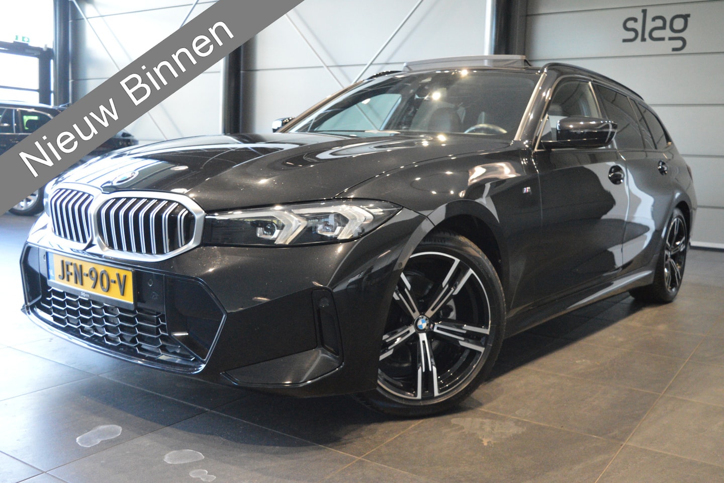 BMW 3-serie Touring - 320d M-SPORT pano camera led 18 inch 190 pk !! - AutoWereld.nl