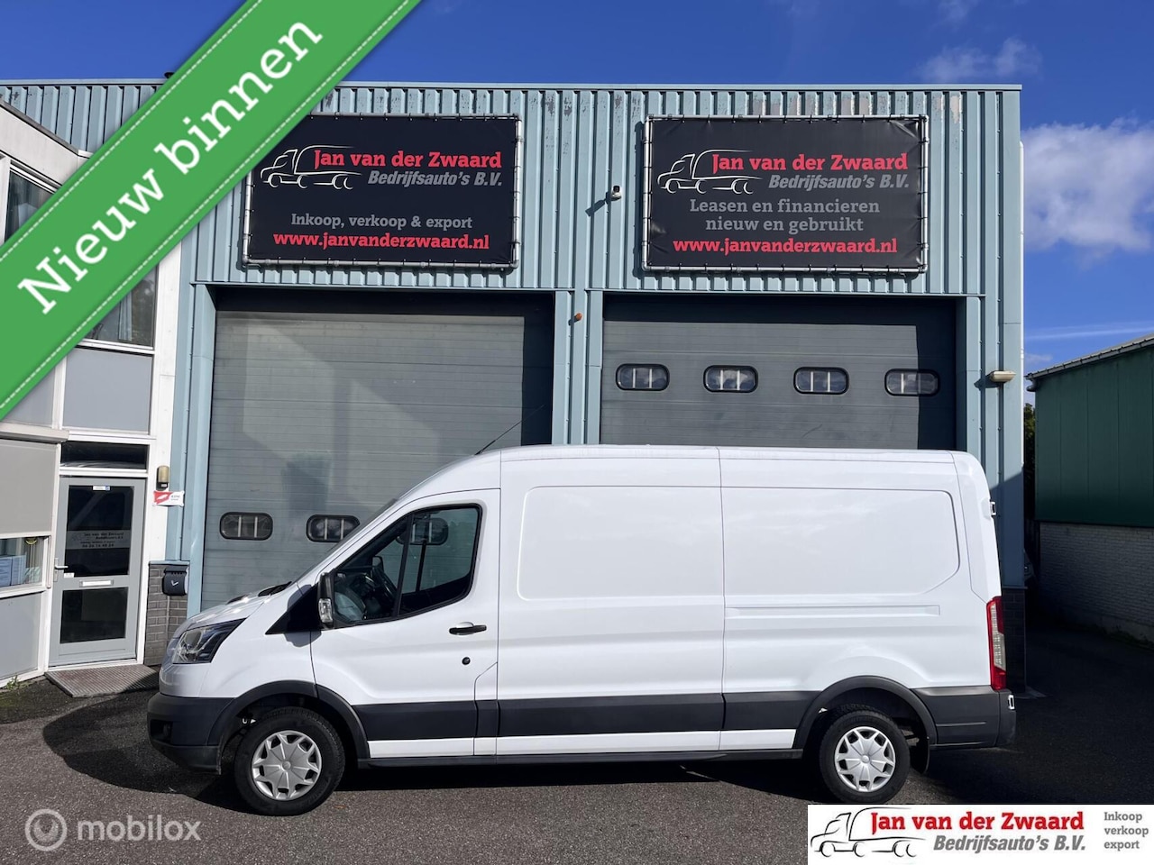 Ford Transit - 2.0 TDCI 3 x Lang Ambiente Navi Airco Trekhaak 3 Zitplaatsen - AutoWereld.nl