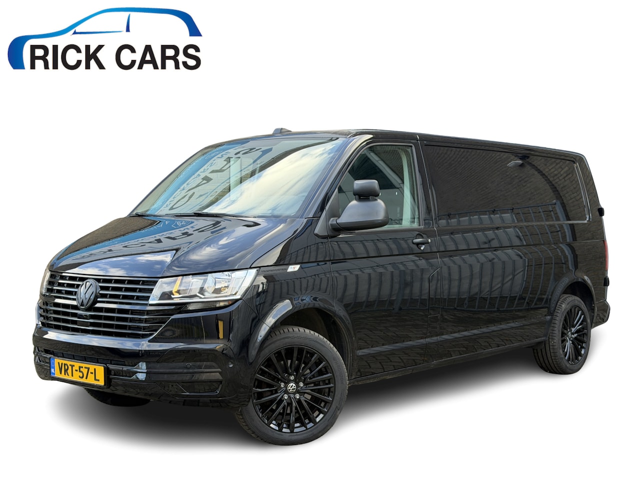 Volkswagen Transporter - 2.0 TDI 110PK Euro 6 L2H1 Comfortline CarPlay/Cruise Control/Navigatie - AutoWereld.nl