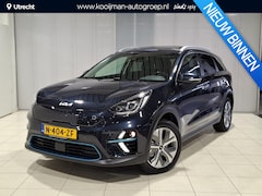 Kia e-Niro - ExecutiveLine 64 kWh SOH 97.6% Stoel en stuur verwarming, schuif kantel dak, Apple Carplay