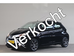 Toyota Aygo - 1.0 VVT-i x-play - NL Auto Camera I Cruise I Airco