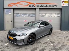 BMW 3-serie - 330e M-Sport LED LEDER HUD DAK NAVI BOMVOL