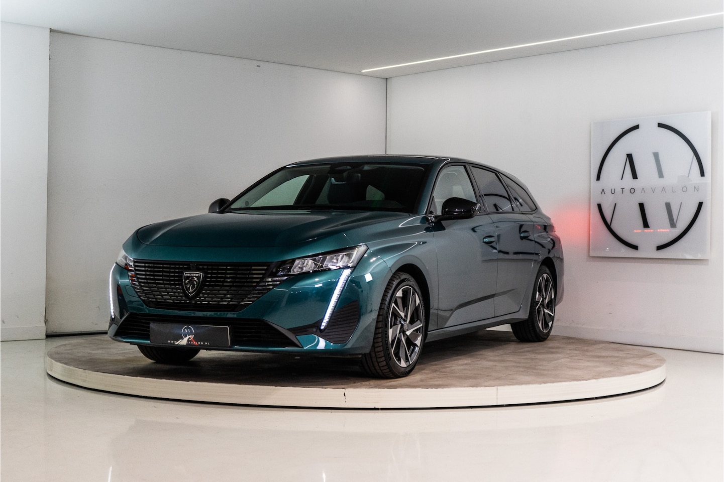 Peugeot 308 SW - 1.6 Plug-in Hybrid 180 Allure Bleu Cuivre | 360° | ACC | Keyless | Carplay | 7 kW Lader | - AutoWereld.nl