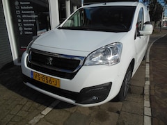 Peugeot Partner - 120 1.6 BlueHDi 75 L1 Première 6 maanden Bovag garantie airco/navi/trekhaak/cruise