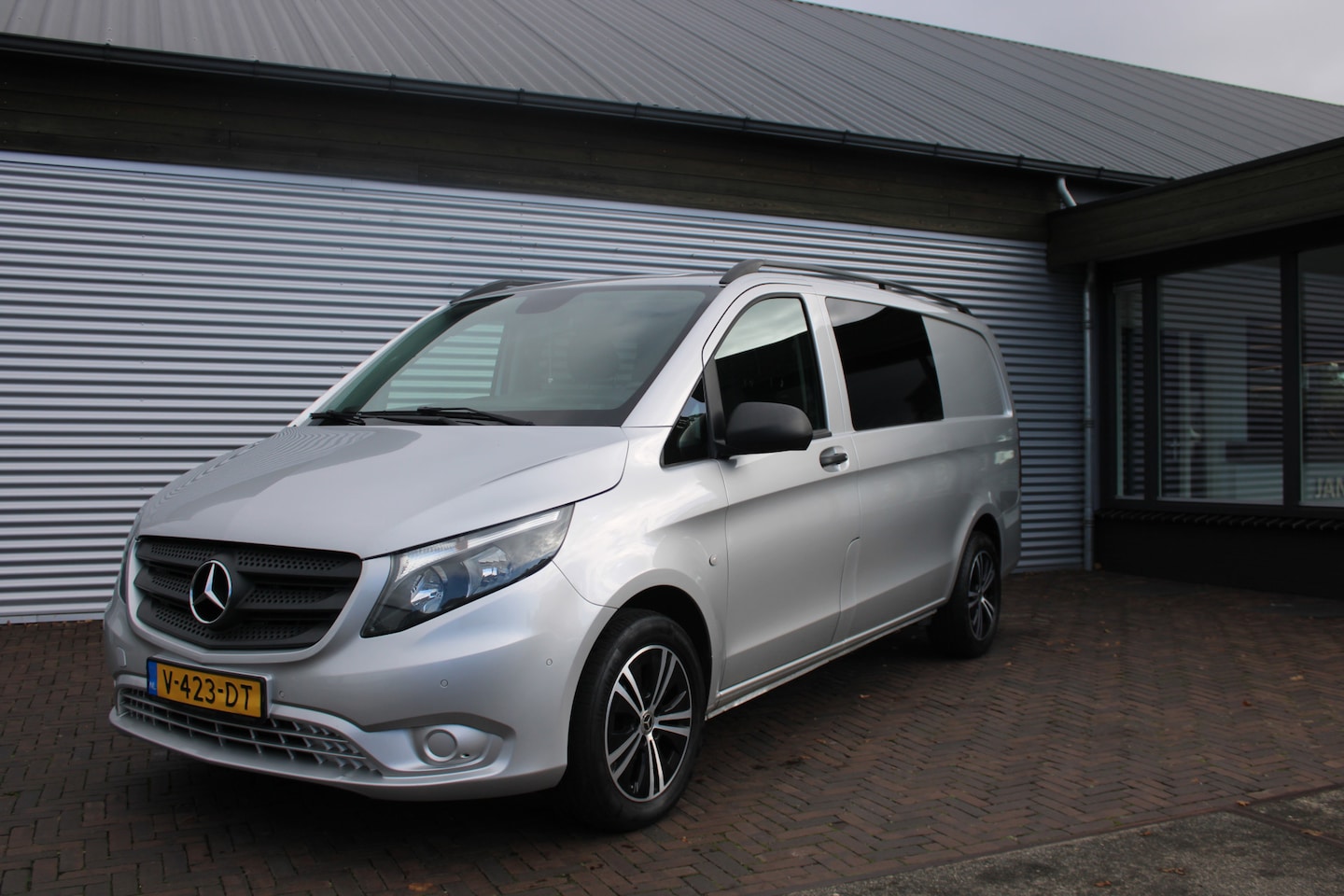 Mercedes-Benz Vito - 114 CDI Lang DC Comfort 114 CDI Lang DC Comfort - AutoWereld.nl
