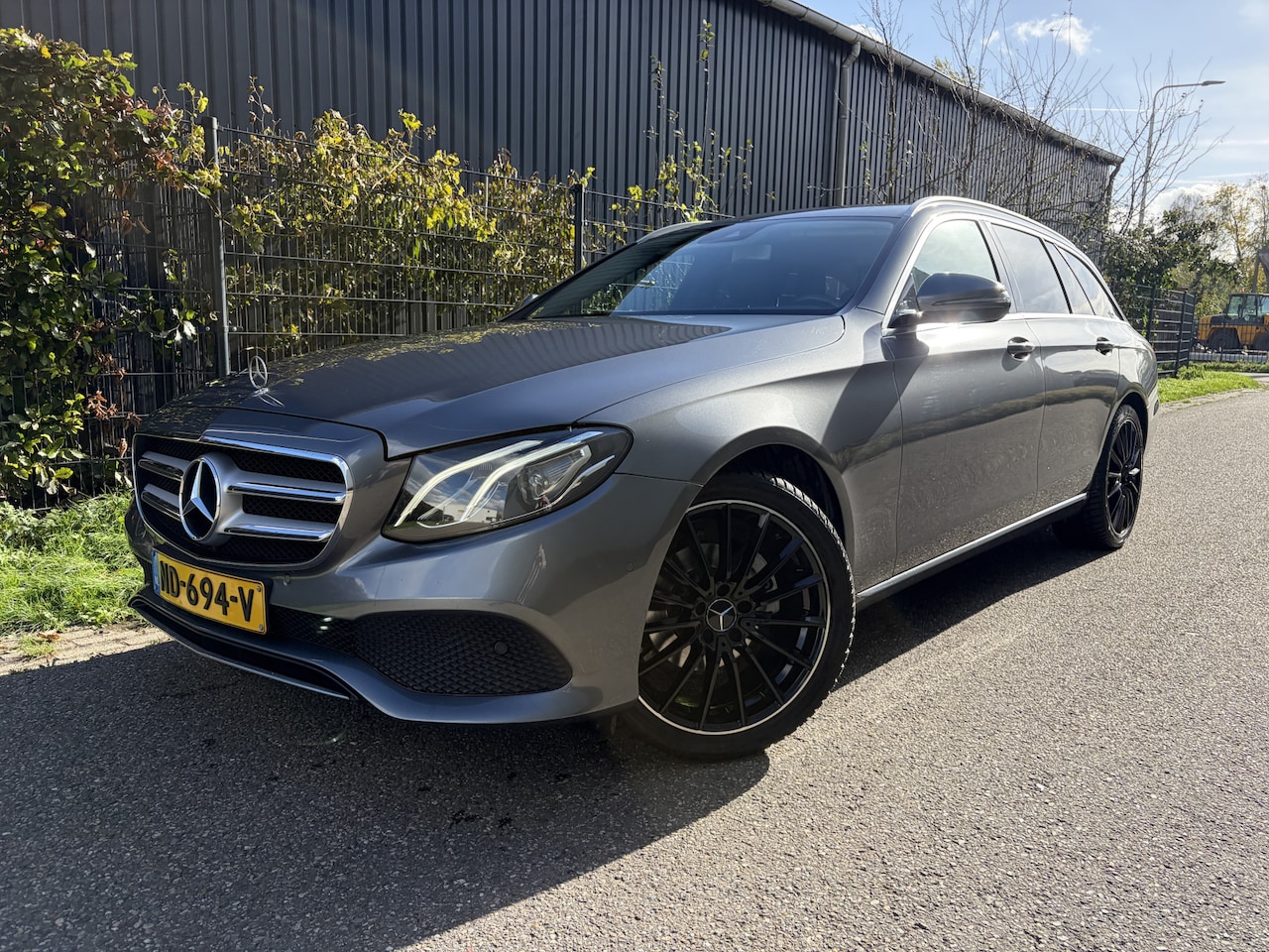 Mercedes-Benz E-klasse Estate - 200 Ambition / AUTOMAAT / NAVI / SFEER / BURMESTER / WIDESCREEN - AutoWereld.nl