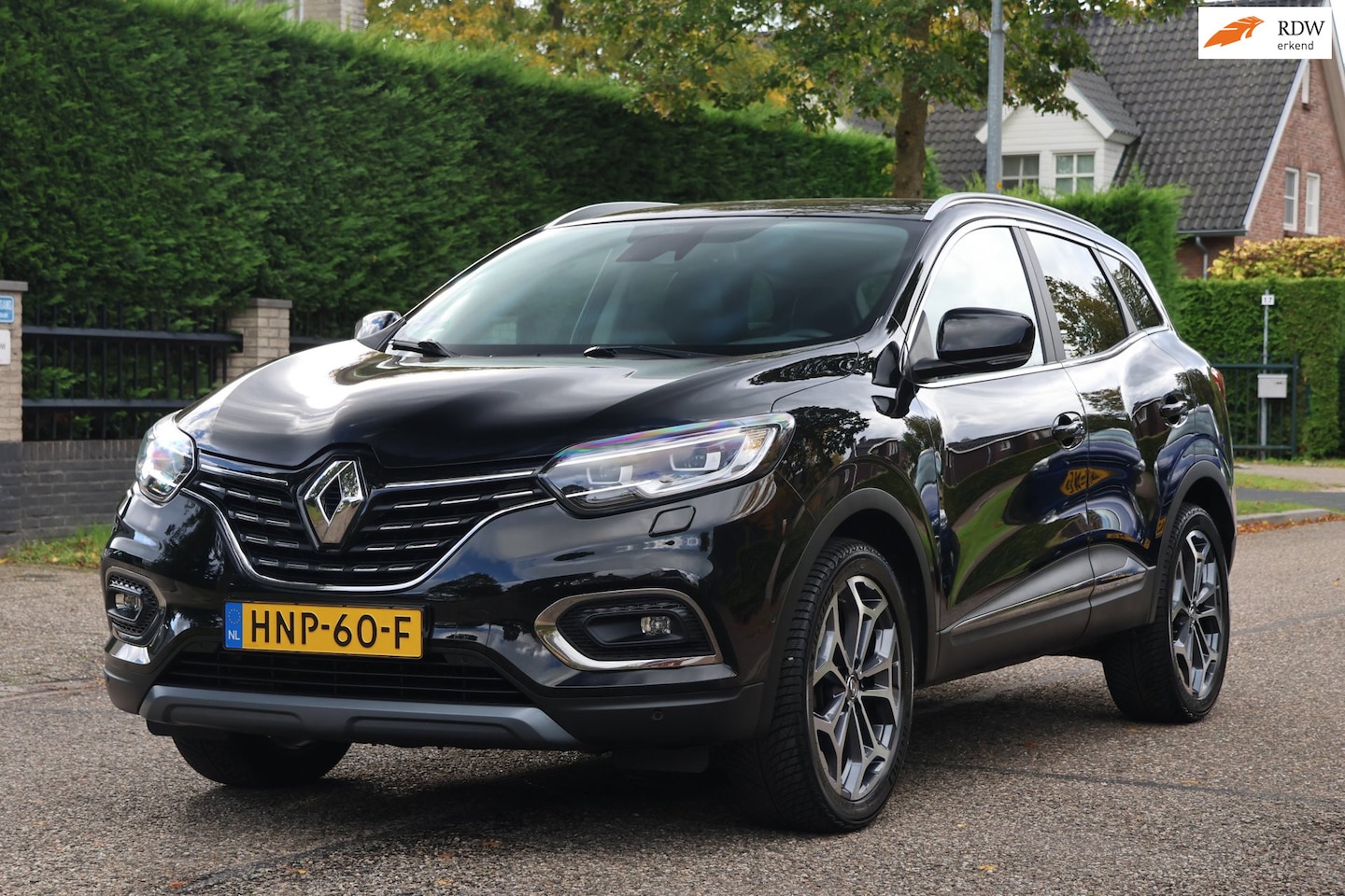 Renault Kadjar - 1.3 TCe Techno | AUTOMAAT | CARPLAY | CLIMA | CRUISE | CAMERA | TREKHAAK | ZEER MOOIE DEAL - AutoWereld.nl