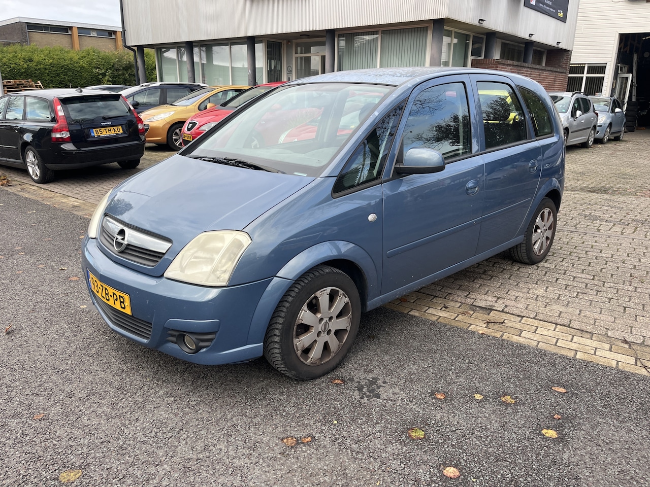 Opel Meriva - 1.6-16V Temptation Apk 12-12-2026 Auto is ingeruild en prijs is zo meenemen !! Rijdt prima - AutoWereld.nl