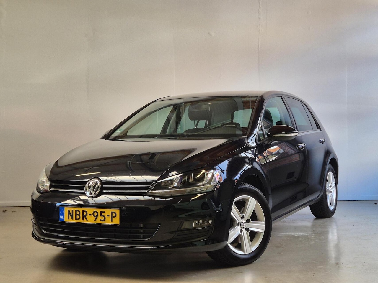 Volkswagen Golf - 1.4 TSI ACT Highline / Automaat - AutoWereld.nl