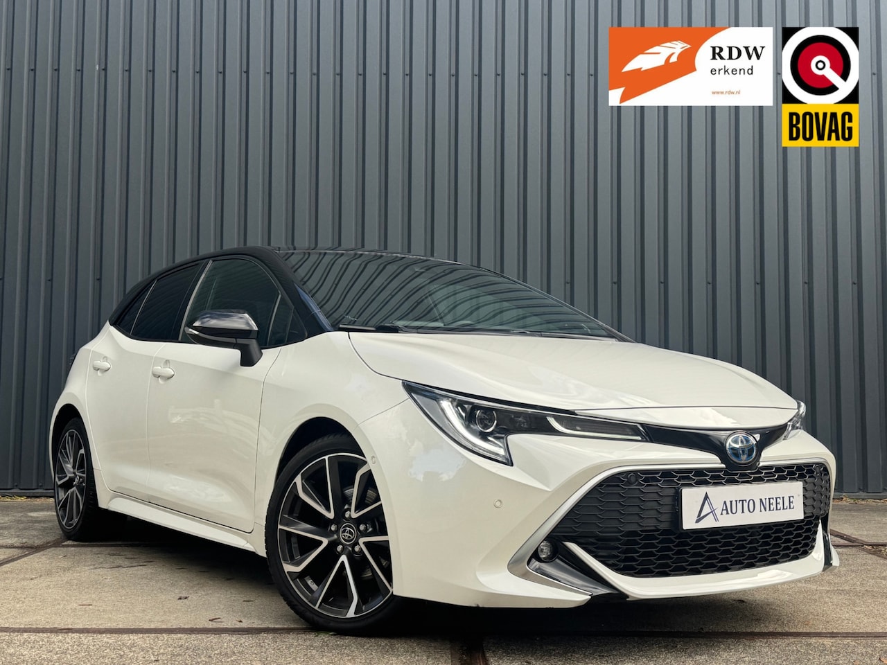 Toyota Corolla - 2.0 Hybrid 184 pk Executive Two-Tone, Dealeronderh, JBL - AutoWereld.nl