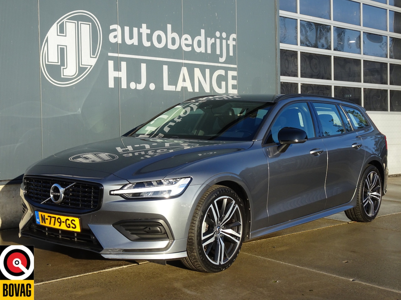 Volvo V60 - 2.0 B3 Momentum Advantage 2.0 B3 Momentum Advantage - AutoWereld.nl