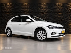 Volkswagen Polo - 1.0 TSI Comfortline | Carplay | AC | Cruise