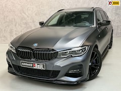 BMW 3-serie Touring - 330i High Executive /Pano /HUD / Individual