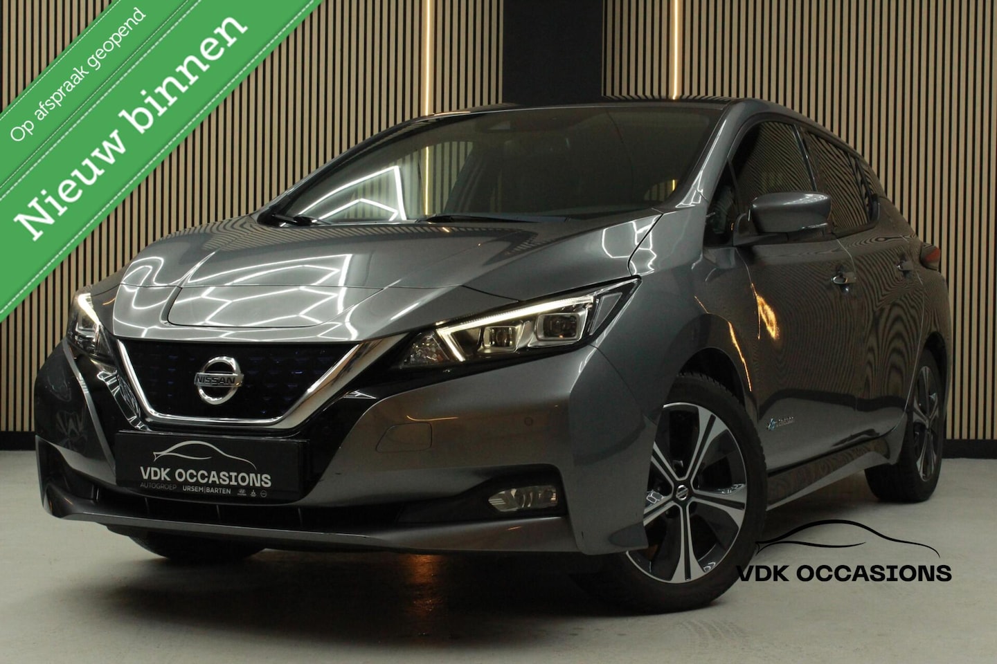 Nissan LEAF - Tekna 40 kWh |360°|Stoel/Stuurverw|Pro Pilot|NAP - AutoWereld.nl