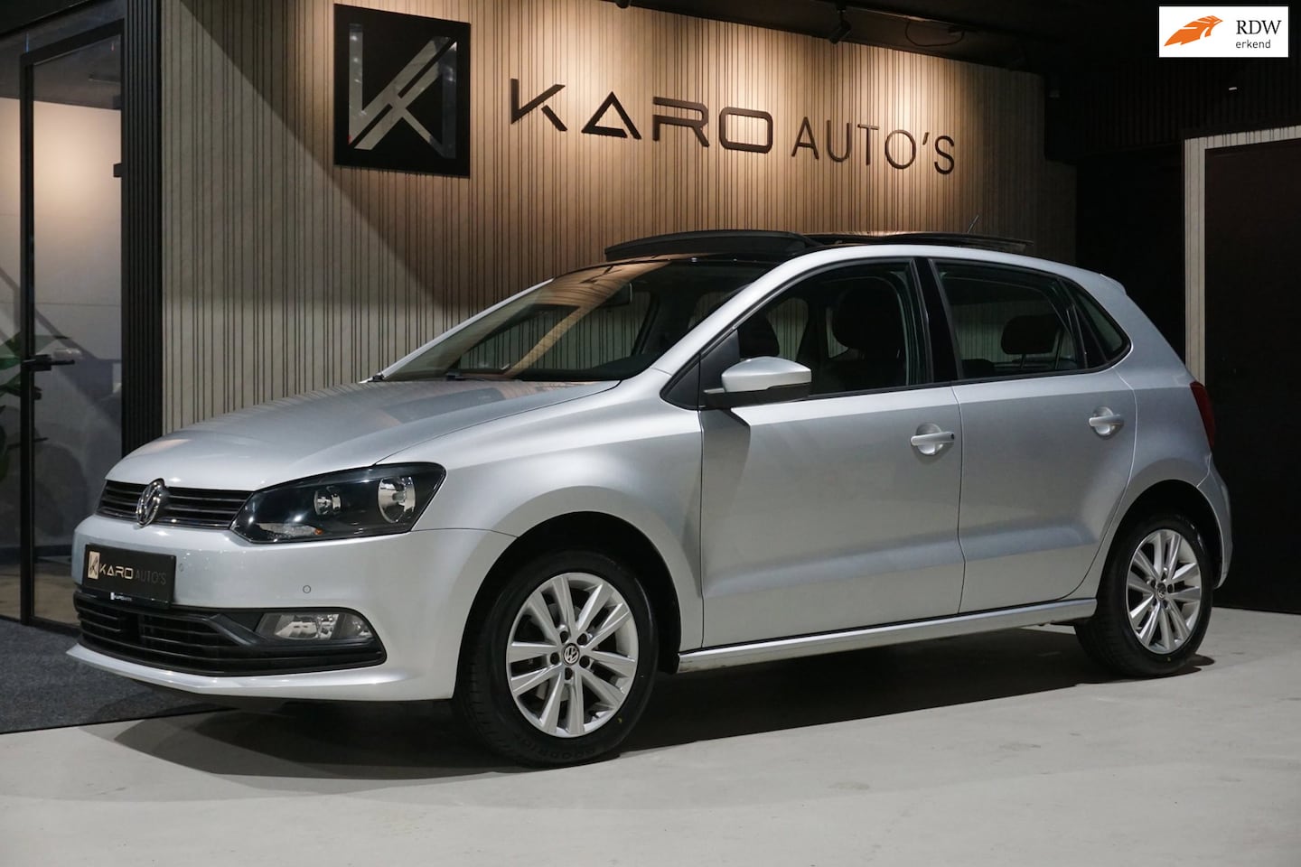 Volkswagen Polo - 1.0 Comfort Pano Carplay Cruise Airco 1e Eig - AutoWereld.nl
