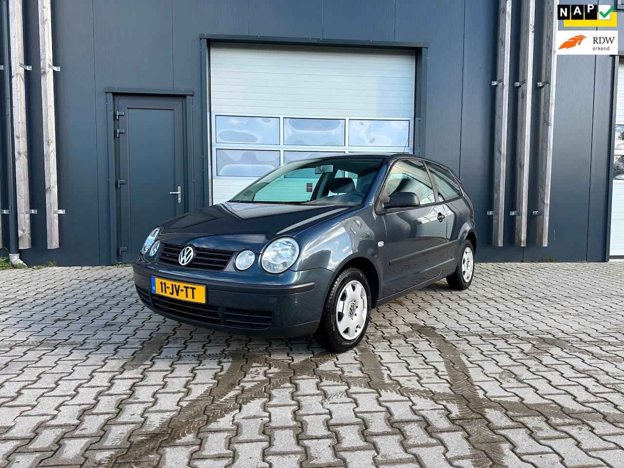 Volkswagen Polo - 1.4-16V Comfortline / 102dkm / Airco / Apk 8-2027 - AutoWereld.nl