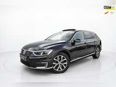 Volkswagen Passat Variant - 1.4 TSI GTE PANO TREKH STOELVW