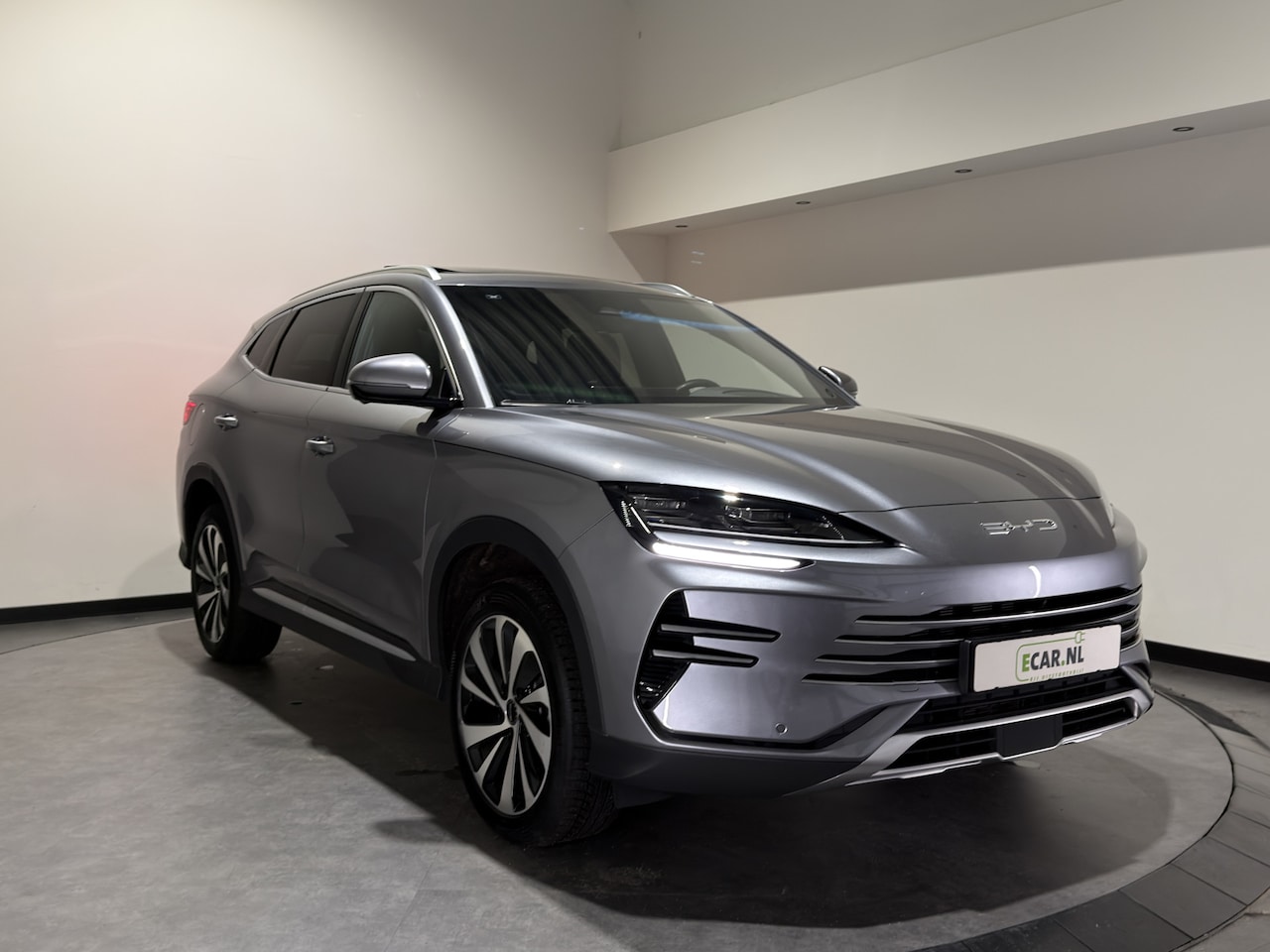 BYD Seal U - 1.5 DM-i FWD Boost | Panorama dak | Premium audio | Verwarmd en gekoelde stoelen | - AutoWereld.nl
