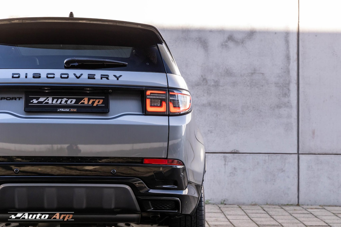 Land Rover Discovery Sport - P300e 1.5 S - AutoWereld.nl