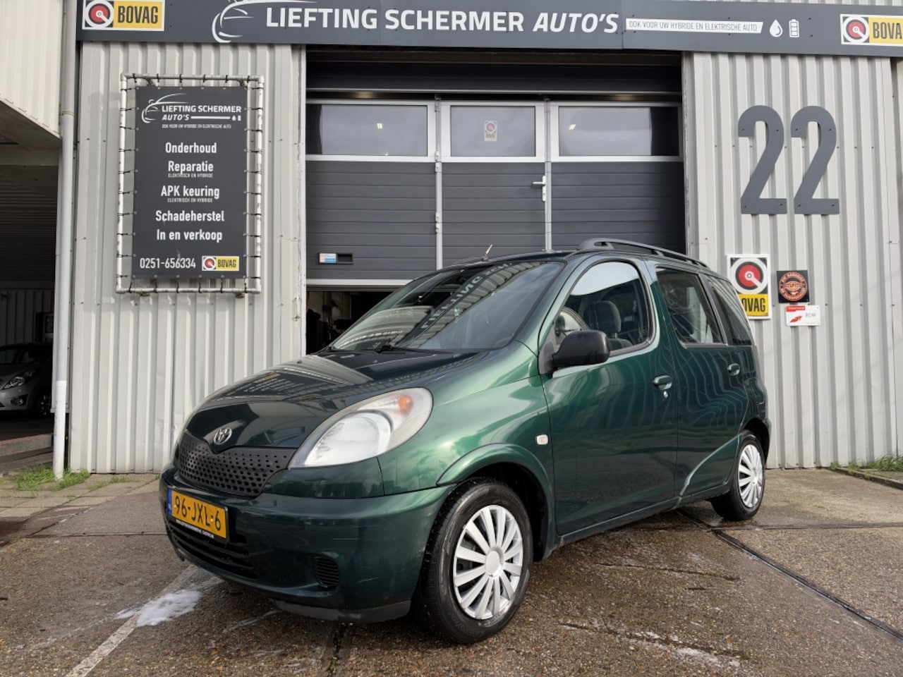 Toyota Yaris Verso - 1.3-16V VVT-i Luna E 1.3-16V VVT-i Luna E - AutoWereld.nl