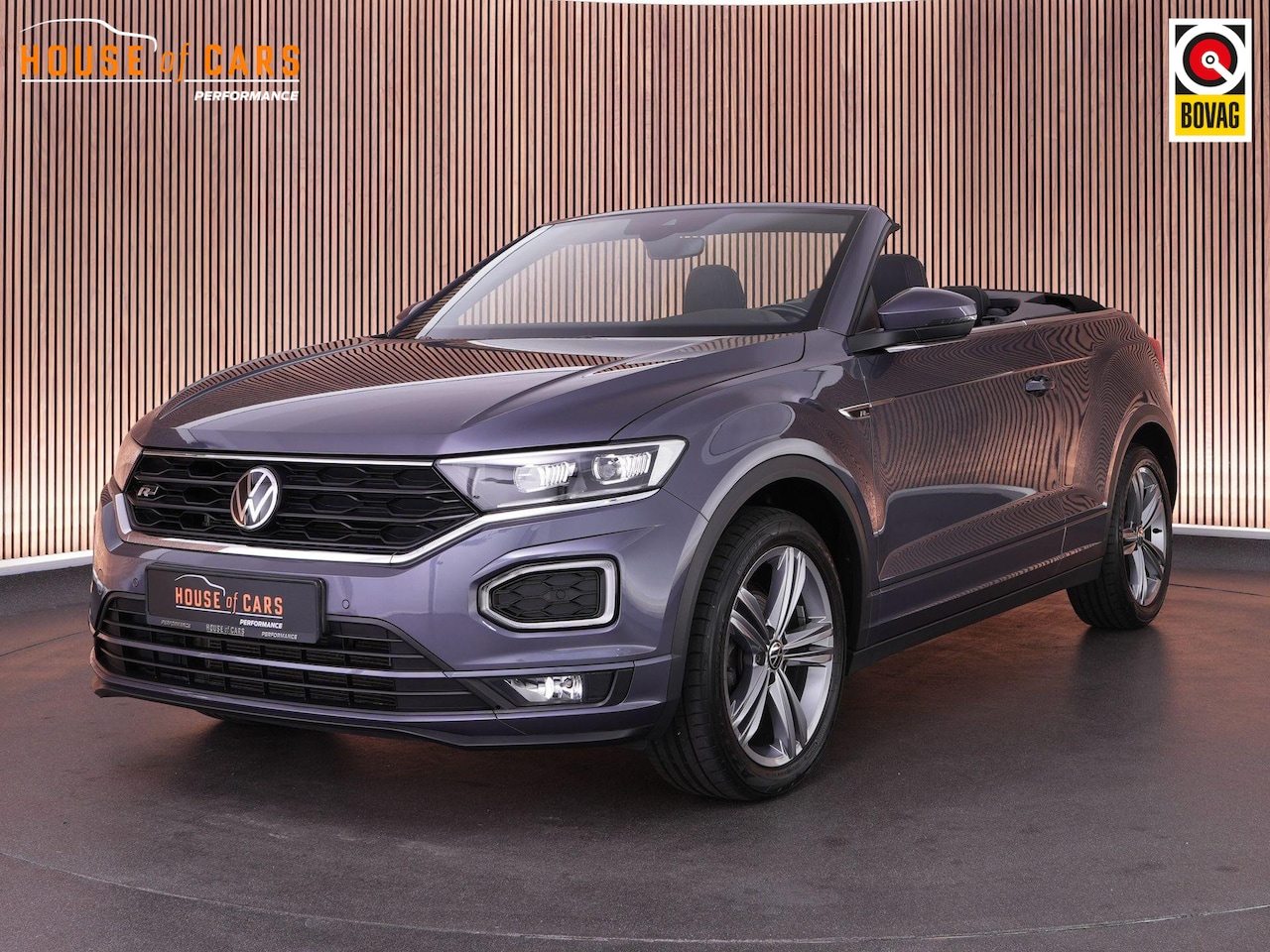 Volkswagen T-Roc Cabrio - 1.5 150pk TSI R-Line |digital cockpit|blind spot|Apple Carplay|ACC|stoelverwarming|18" LMV - AutoWereld.nl