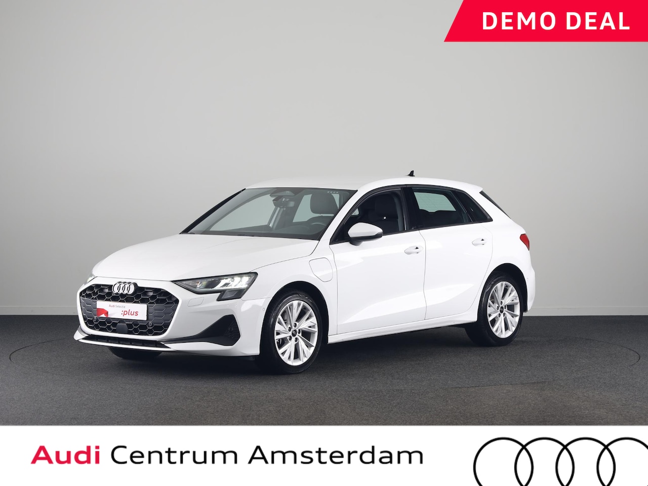 Audi A3 Sportback - 40 TFSI e Pro Line 204pk | Navigatie via App | Stoelverwarming | Parkeersensoren | 17 inch - AutoWereld.nl