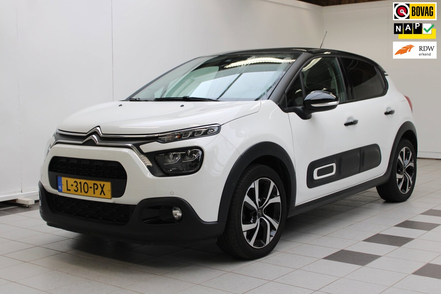Citroën C3 - 1.2 PureTech Shine|Camera|PDC|Carplay|Stoelverwarming|NAP - AutoWereld.nl