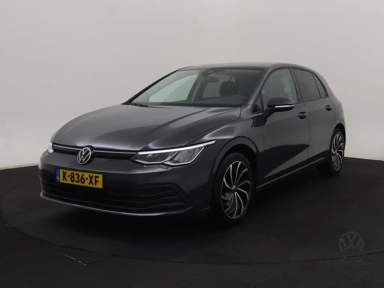 Volkswagen Golf - 1.5 TSI Life | Winterpakket | LED | VC | Adapt. Cruise | Ambient | - AutoWereld.nl