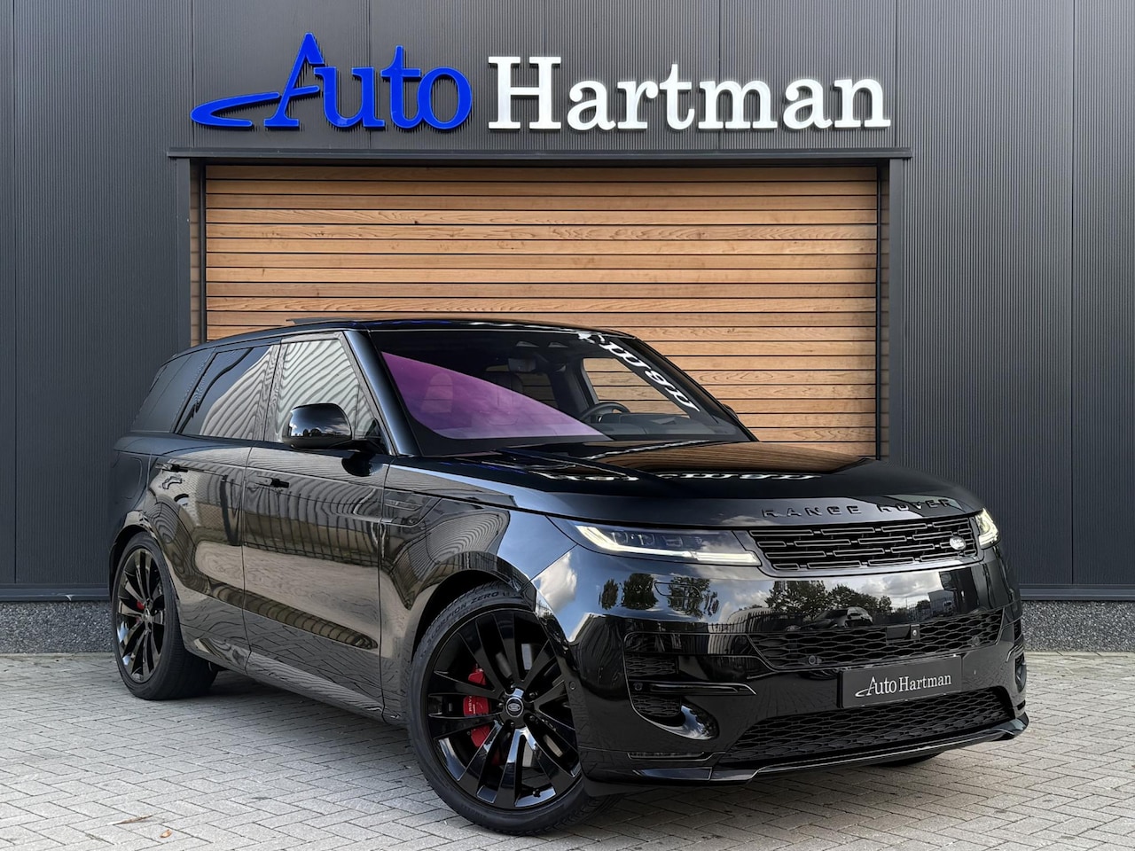 Land Rover Range Rover Sport - 3.0 P510e First Edition MASSAGE|4W-BESTURING|HEAD-UP|TREKHAAK|ACC - AutoWereld.nl
