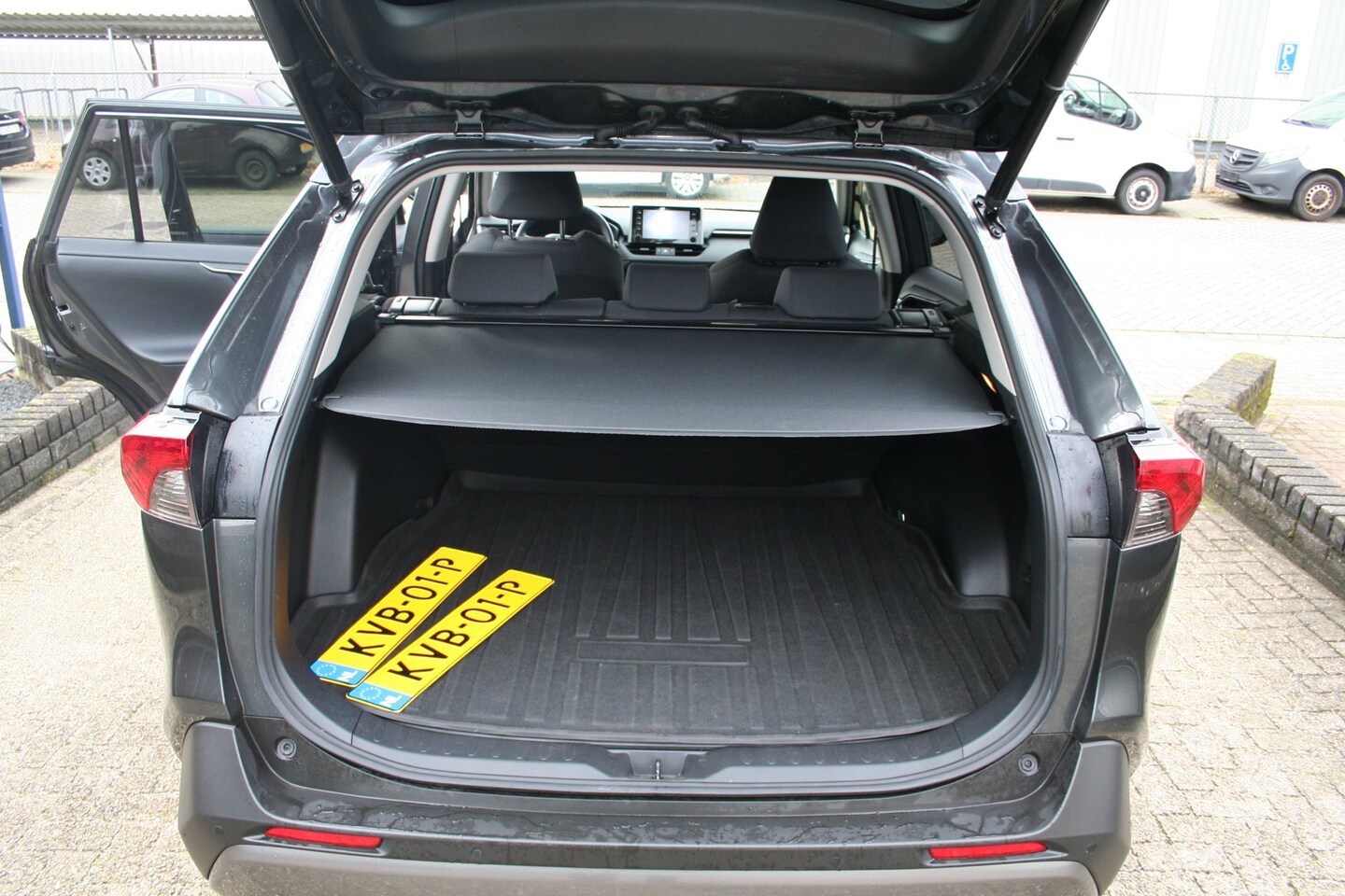 Toyota RAV4 - 2.5 Hybrid Active 2.5 Hybrid Active