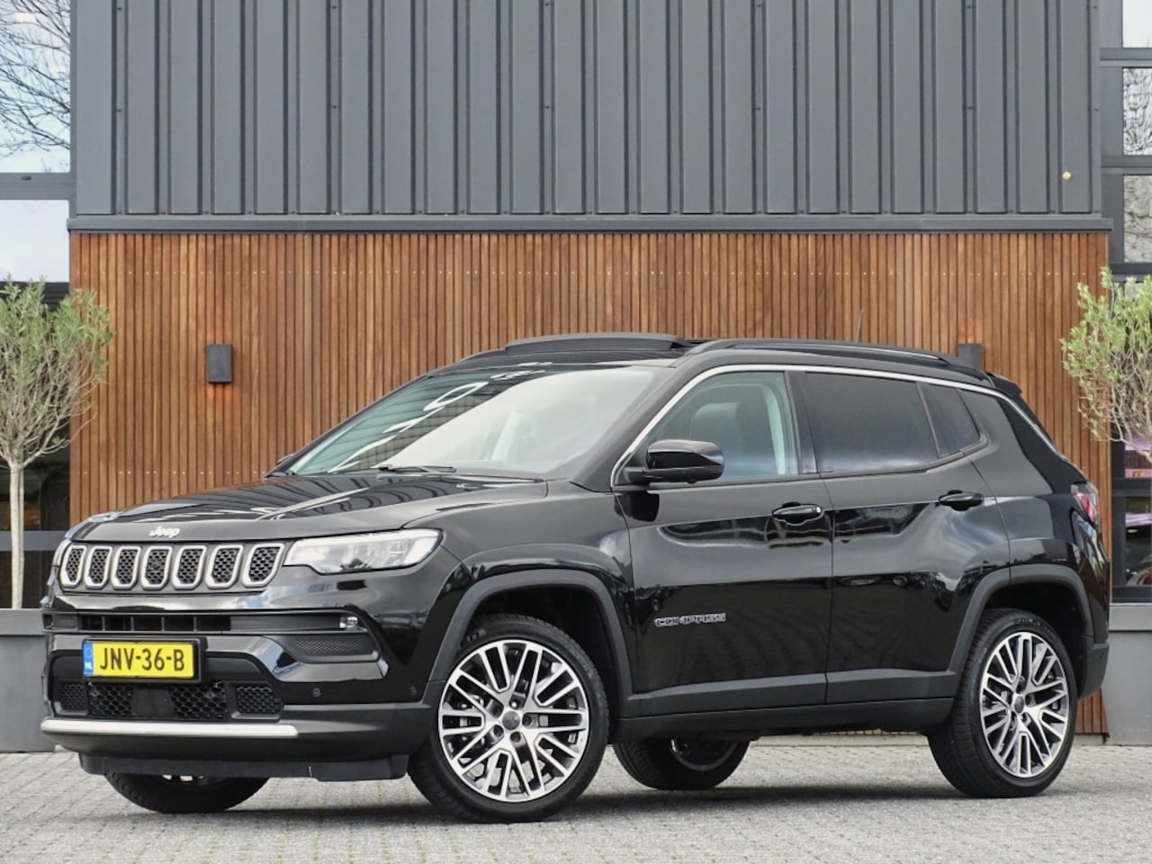 Jeep Compass - 1.5T e-Hybrid automaat Ltd. / 2024 / LED - AutoWereld.nl