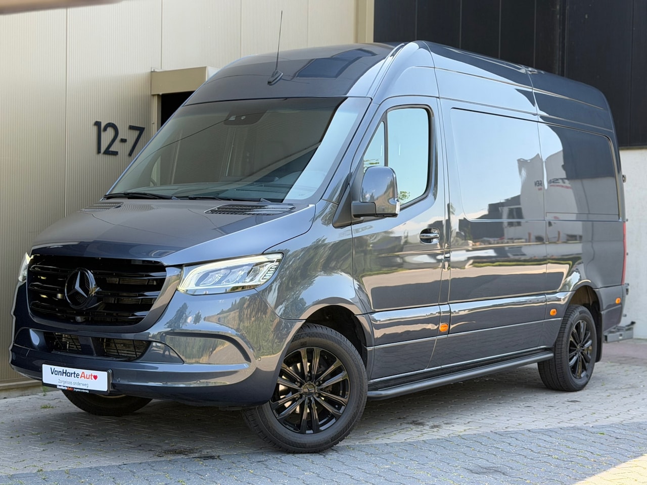 Mercedes-Benz Sprinter - 319cdi 3.0 V6|L2H2|360cam|Distronic|3.5T Trekhaak - AutoWereld.nl