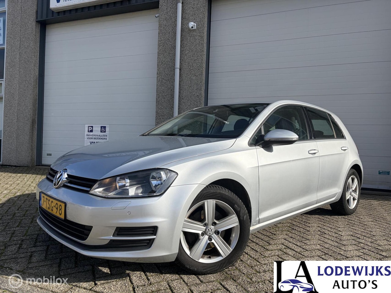 Volkswagen Golf - 1.2 TSI Highline 1.2 TSI Highline - AutoWereld.nl