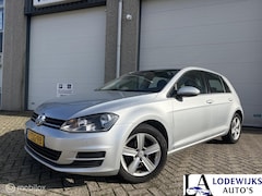 Volkswagen Golf - 1.2 TSI Highline