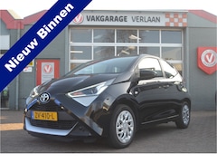 Toyota Aygo - 1.0 VVT-i x-play limited nav camera 12 mnd.gar