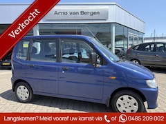 Daihatsu Move - 1.0-12V, nieuwe APK, lekker zuinige hoge instapper en deze auto kost slechts € 0, 80 per d