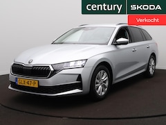 Skoda Octavia Combi - 1.5 TSI MHEV Business Edition Plus Automaat | Camera | Trekhaak | Cruise | Elek. Kofferbak