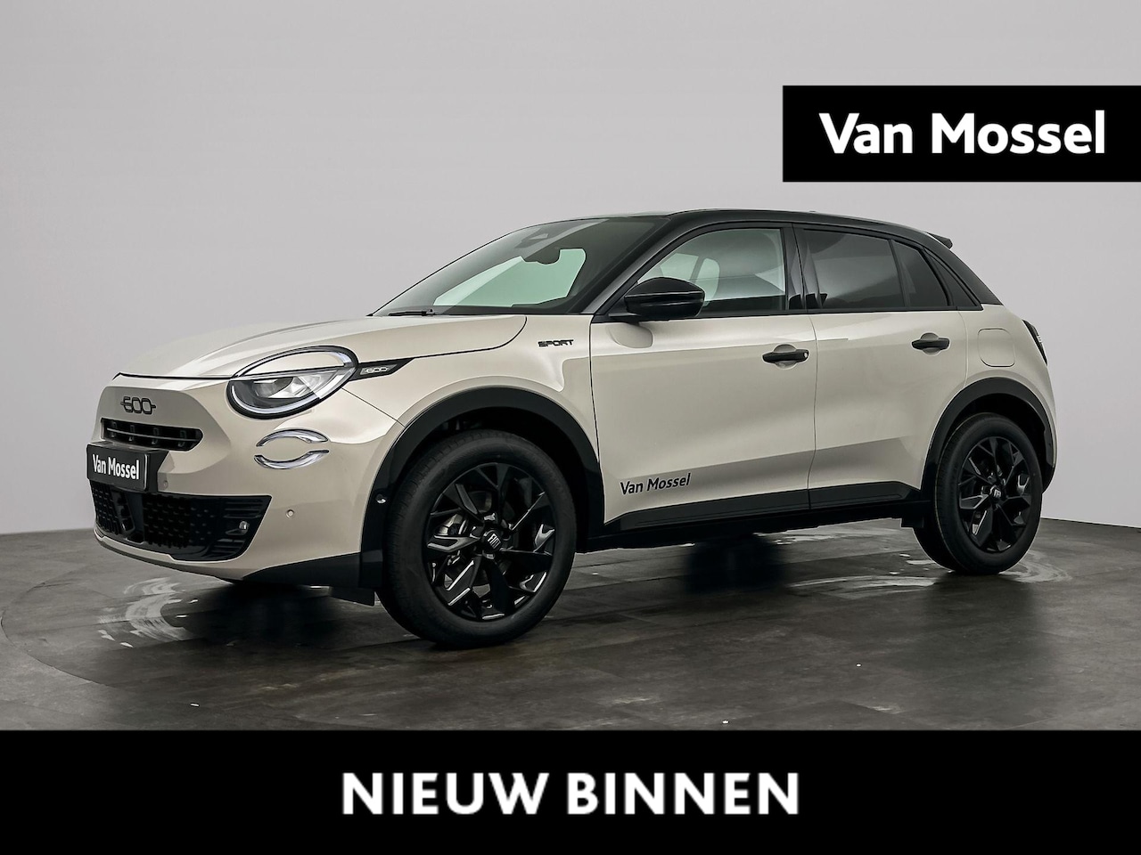 Fiat 600 - 1.2 Hybrid Sport | Camera | Navigatie | LMW | Adaptive Cruise Control | Apple Carplay | Se - AutoWereld.nl