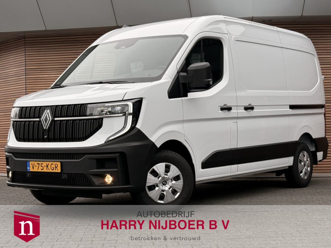 Renault Master - T35 2.0 dCi 170 L2H2 Extra T35 2.0 dCi 170 L2H2 Extra - AutoWereld.nl