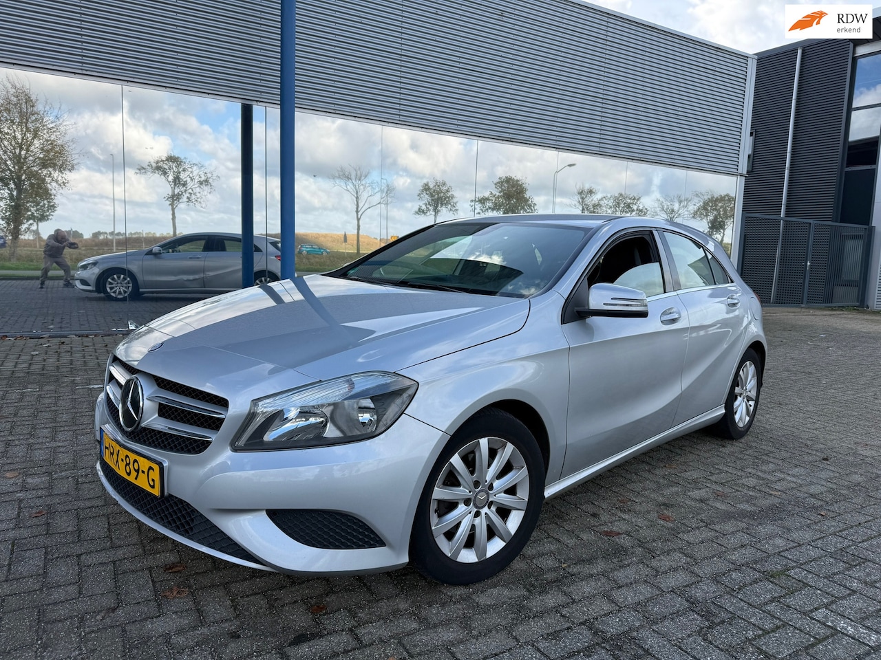Mercedes-Benz A-klasse - 180 AIRCO/CAMERA/LEER/APK - AutoWereld.nl