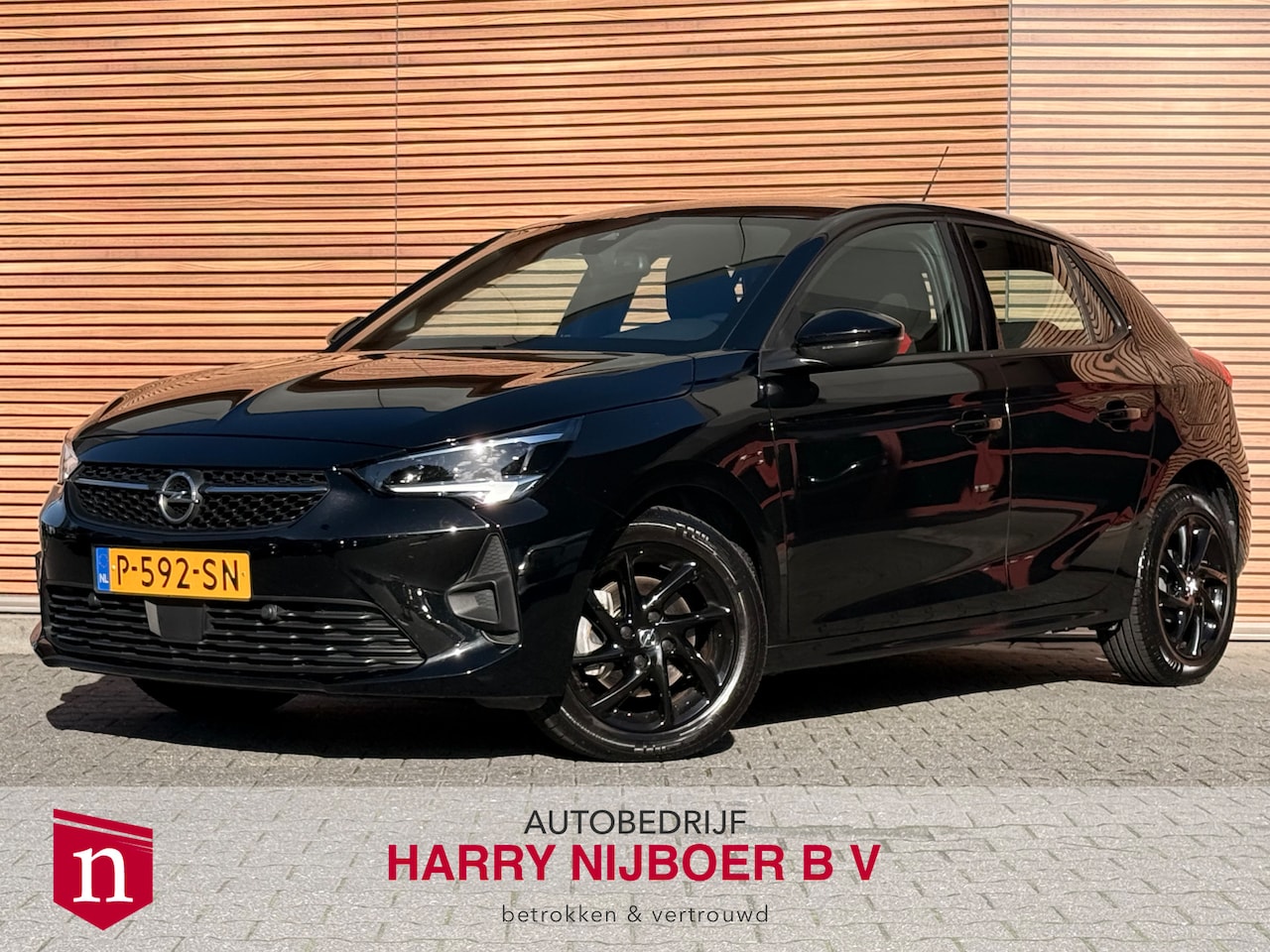Opel Corsa - 1.2 GS Line Navi / Cruise / Carplay / PDC / Dealer Onderhouden - AutoWereld.nl